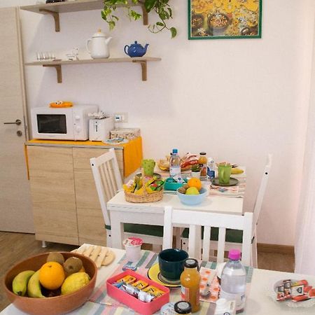 La Casa Dei Nonni Apartment Livorno Bagian luar foto