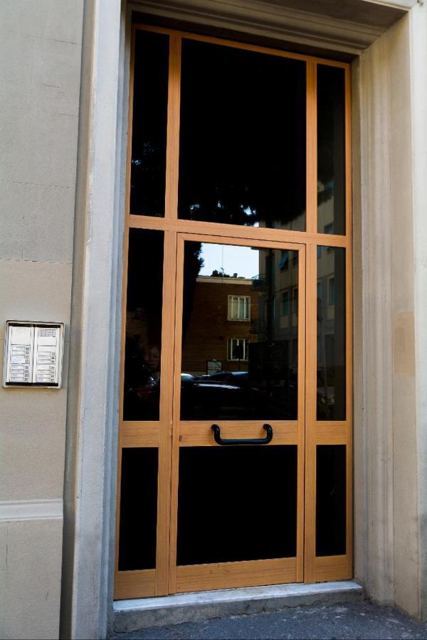 La Casa Dei Nonni Apartment Livorno Bagian luar foto