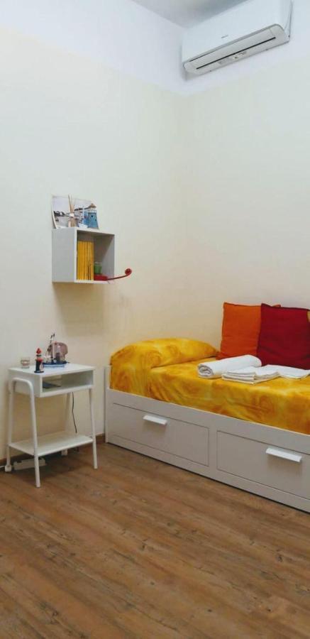La Casa Dei Nonni Apartment Livorno Bagian luar foto